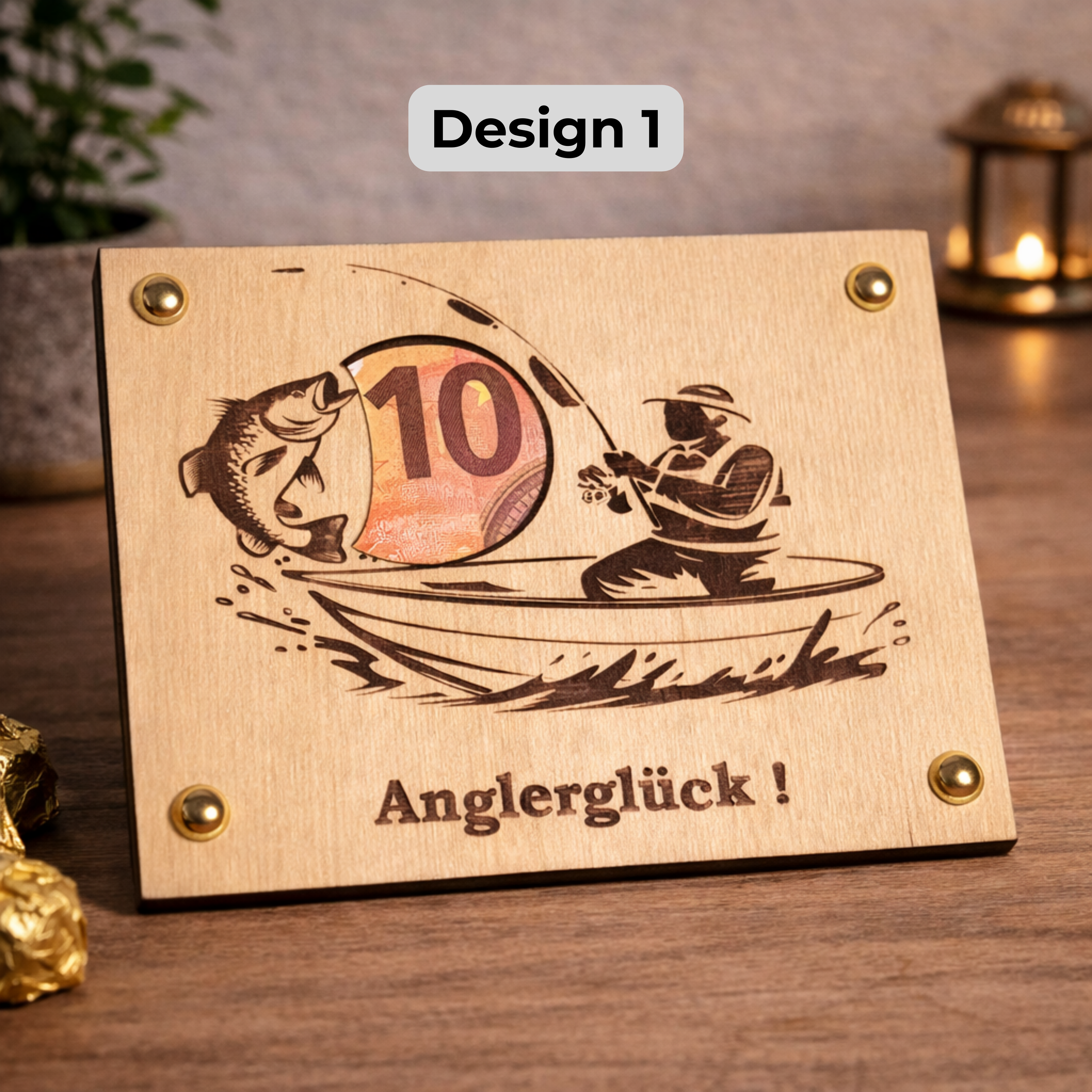 Geldgeschenk Angler aus Holz – personalisierte Geldkarte mit Gravur | Geschenk für Fischer & Männer