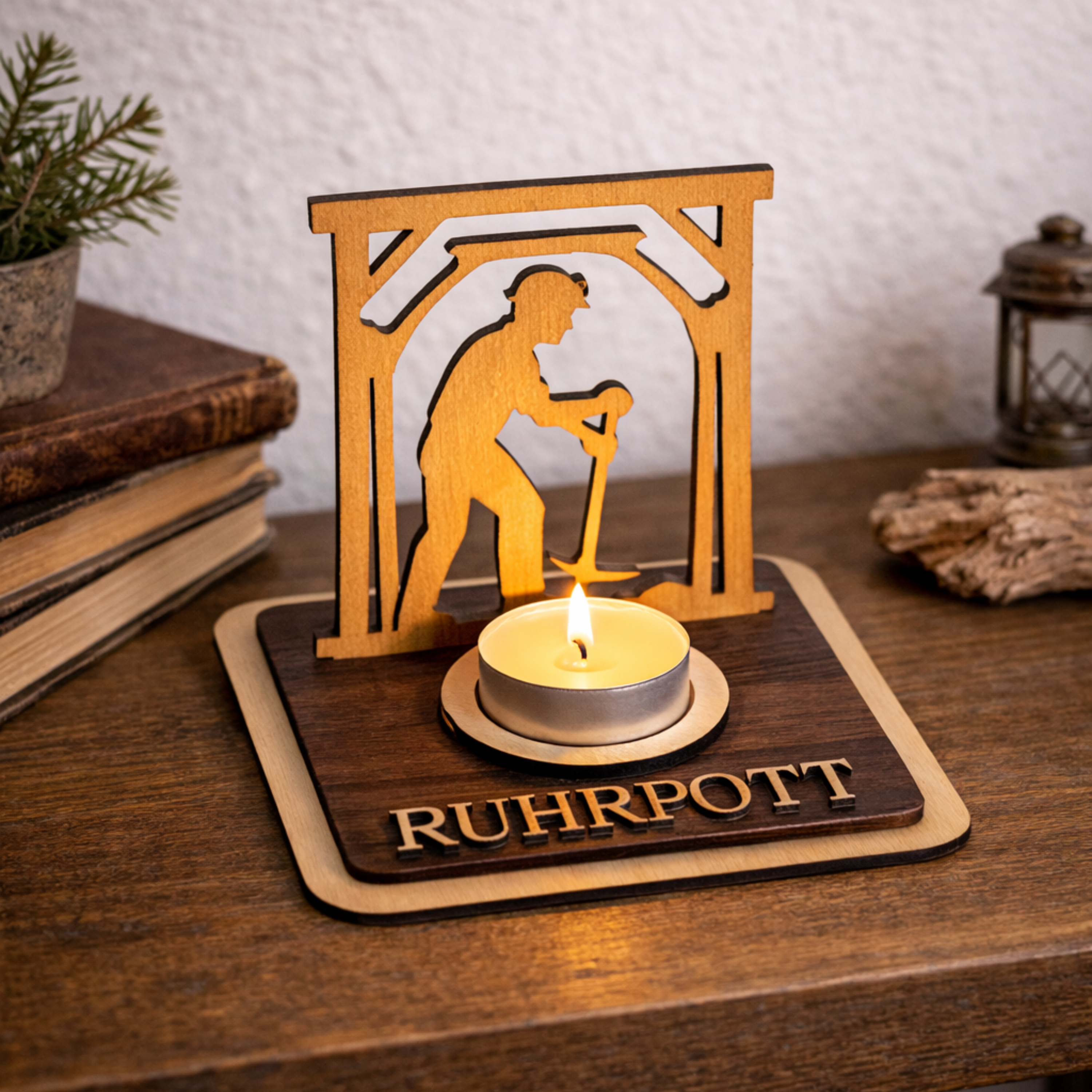 Teelichthalter Bergmann aus Holz – Ruhrgebiet Geschenk für Kumpel – Malocher Bergbau Deko personalisiert