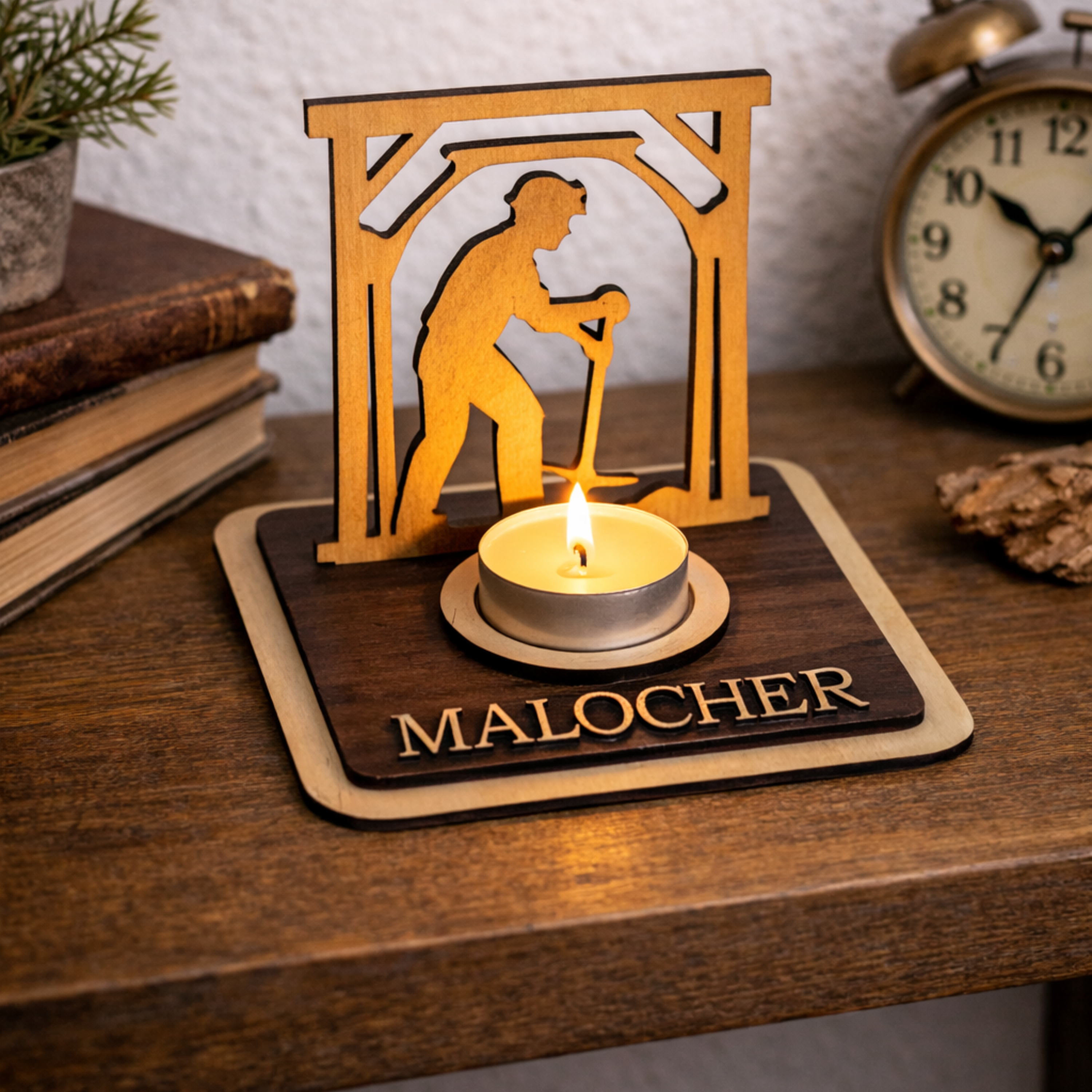 Teelichthalter Bergmann aus Holz – Ruhrgebiet Geschenk für Kumpel – Malocher Bergbau Deko personalisiert