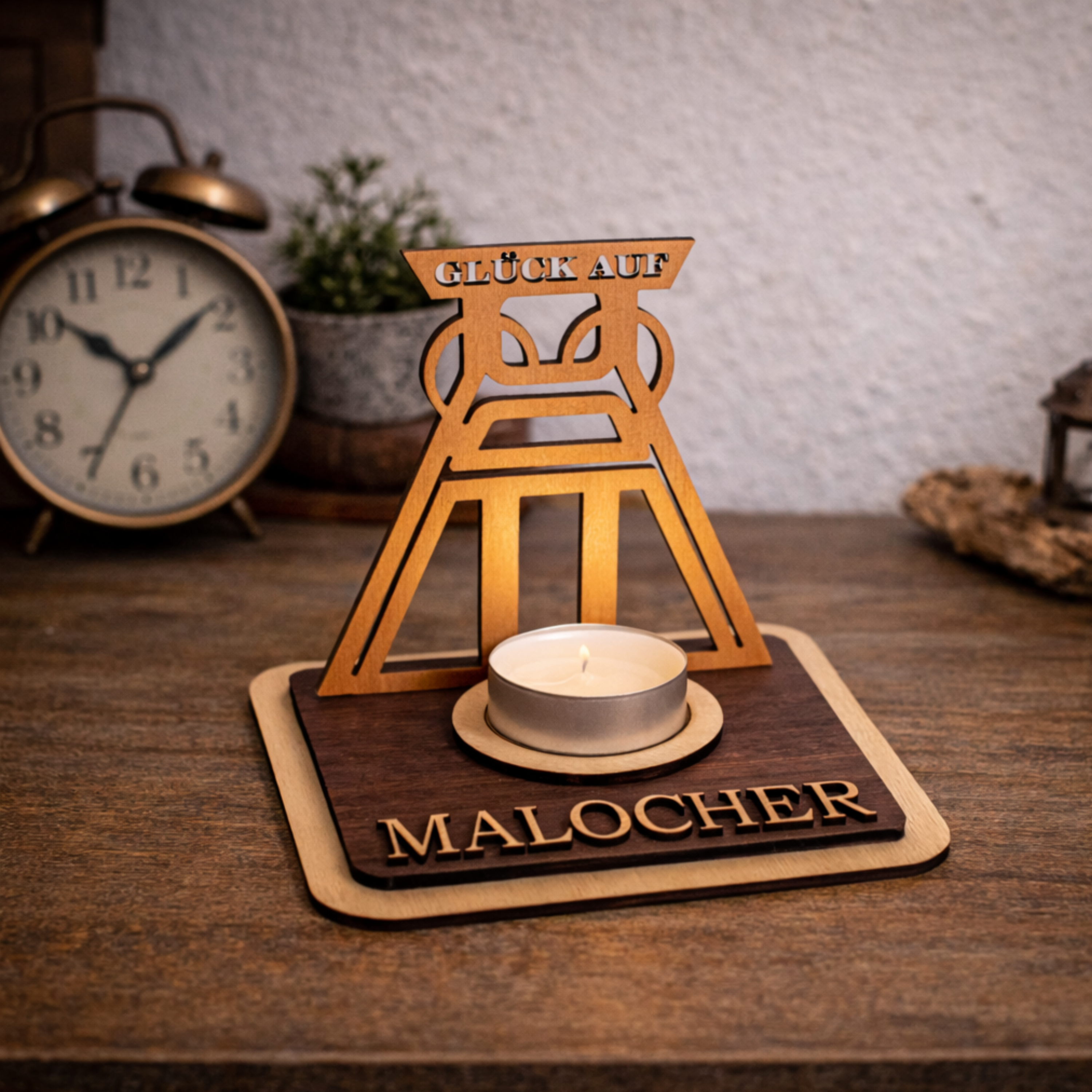 Teelichthalter Förderturm aus Holz – Ruhrpott Deko mit Name – Geschenk für Malocher & Bergbau-Fans